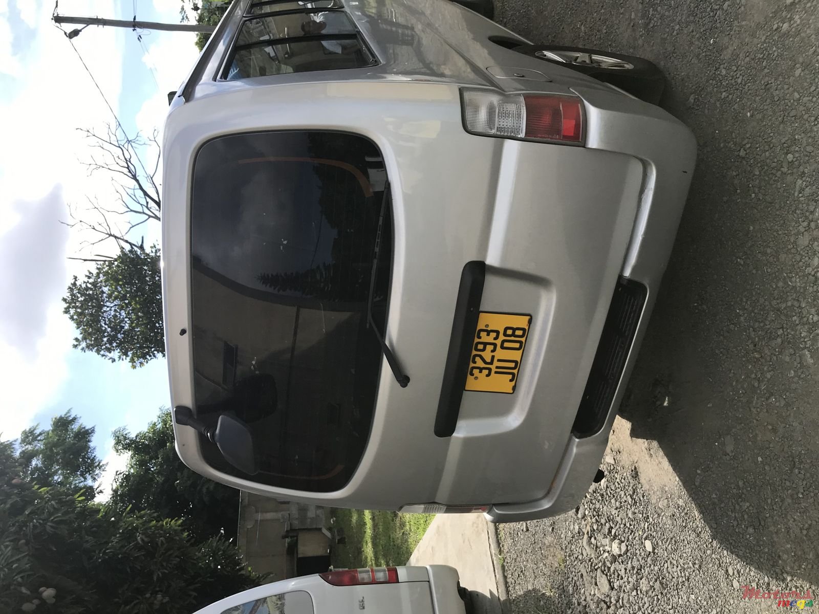 2008' Nissan E25 photo #4