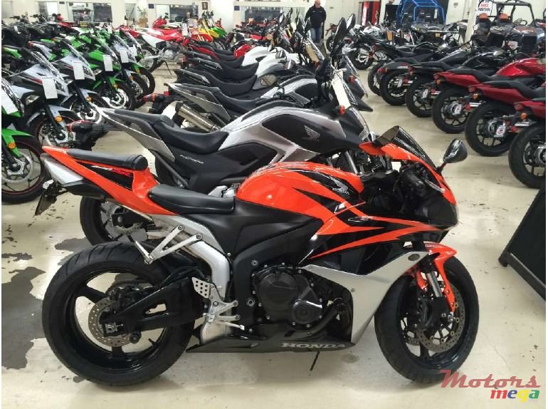 2008' Honda CBR 600RR photo #1