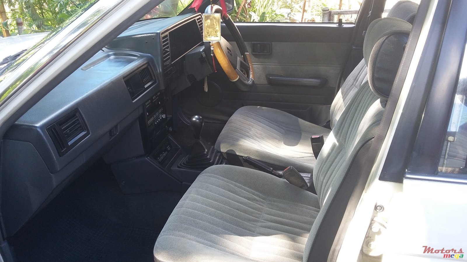 1991' Nissan Sunny B13 photo #2