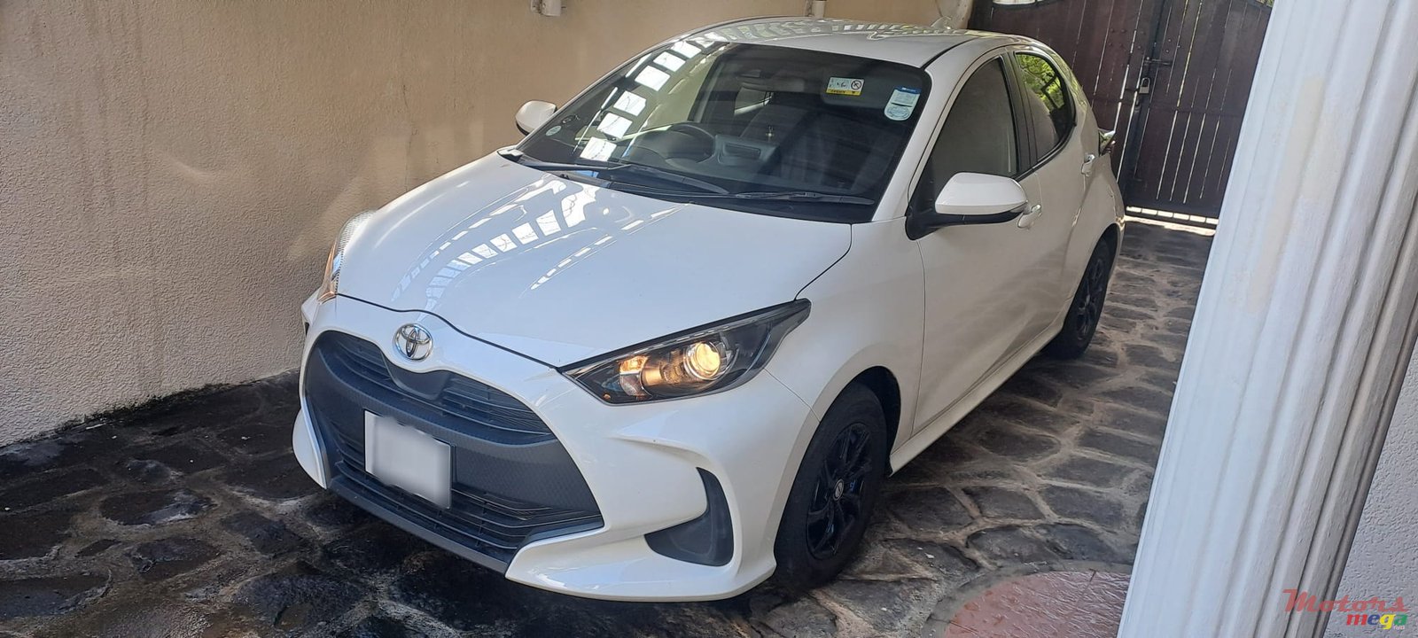 2021' Toyota Yaris photo #1