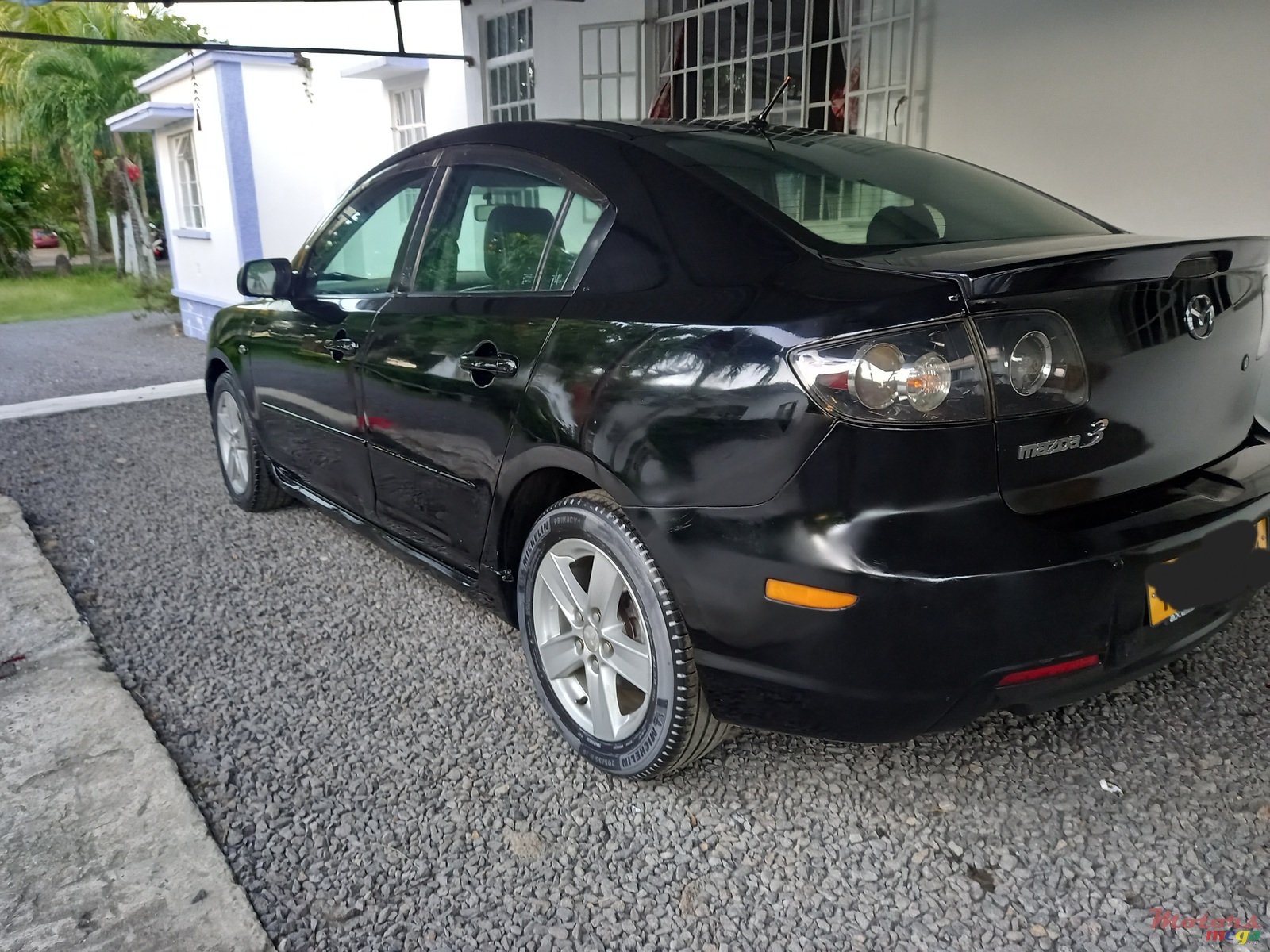 2004' Mazda 3 photo #4