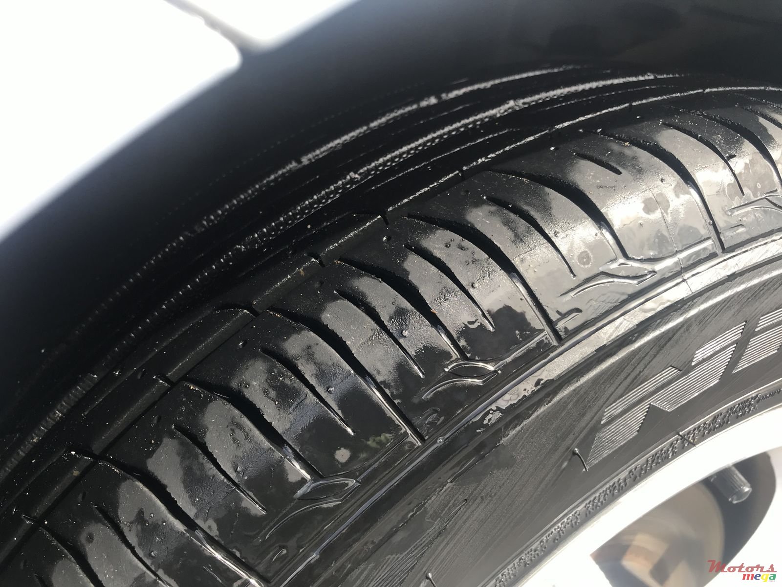 2010' Toyota Prius 3rd gen photo #7