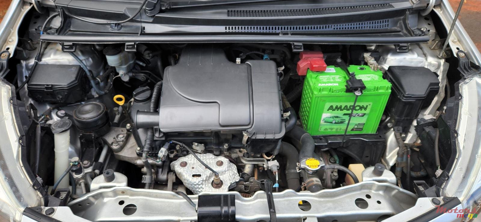 2011' Toyota Vitz 1000Cc photo #4