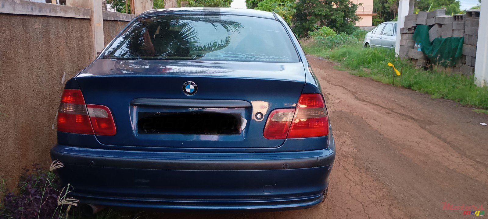 2001' BMW 3 Series Sedan photo #6