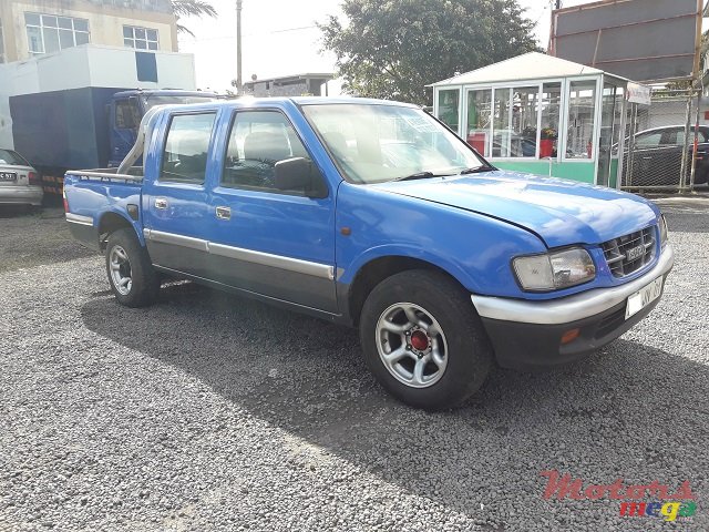 2001' Isuzu KB 280 photo #4