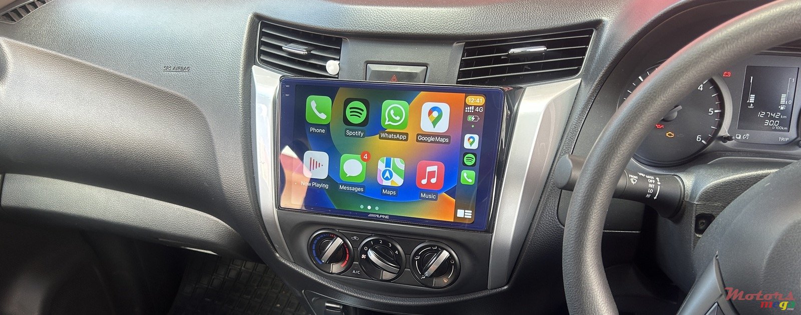 2023' Nissan Navara photo #6