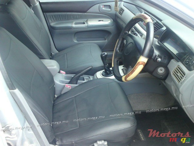 2003' Mitsubishi Lancer exchange welcome photo #4