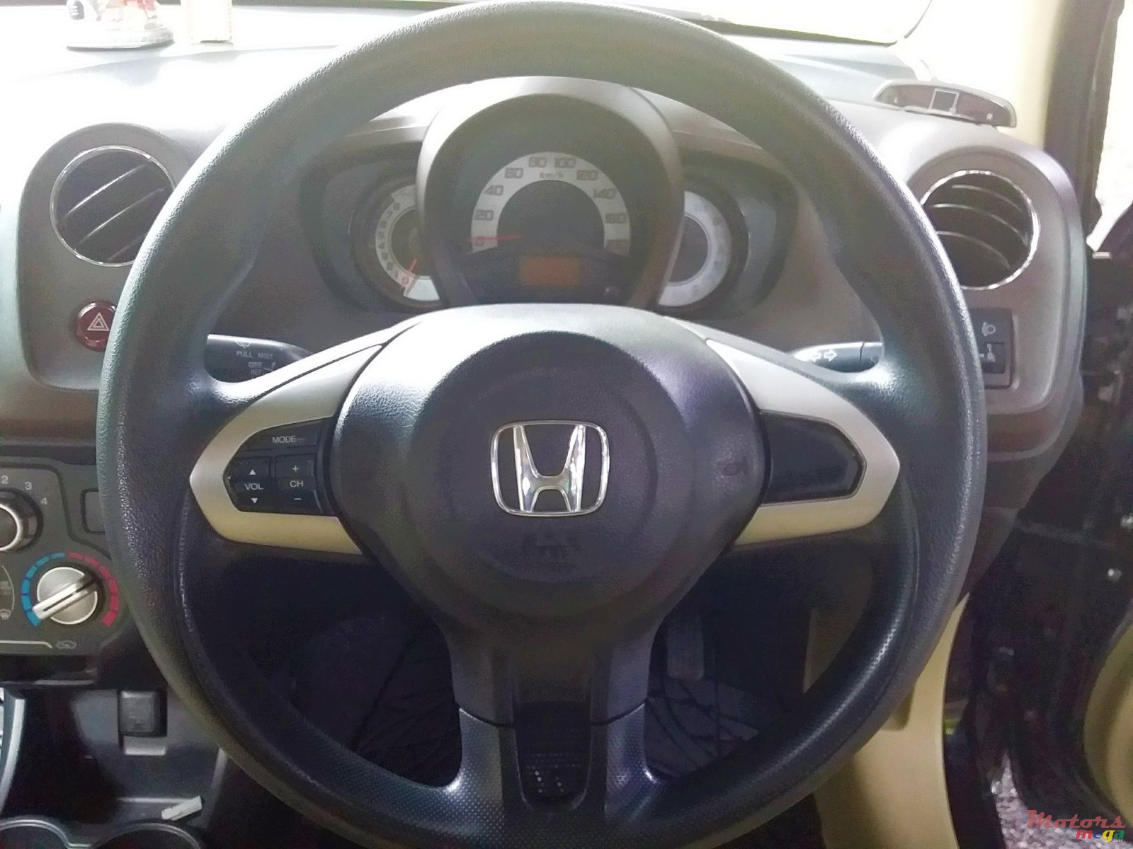 2014' Honda BRIO photo #6