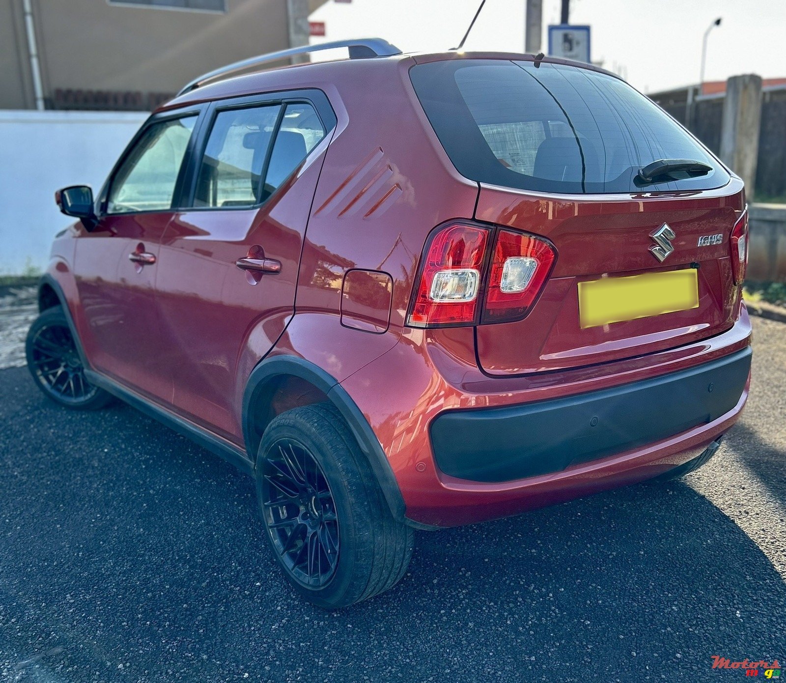 2018' Suzuki GLX photo #2