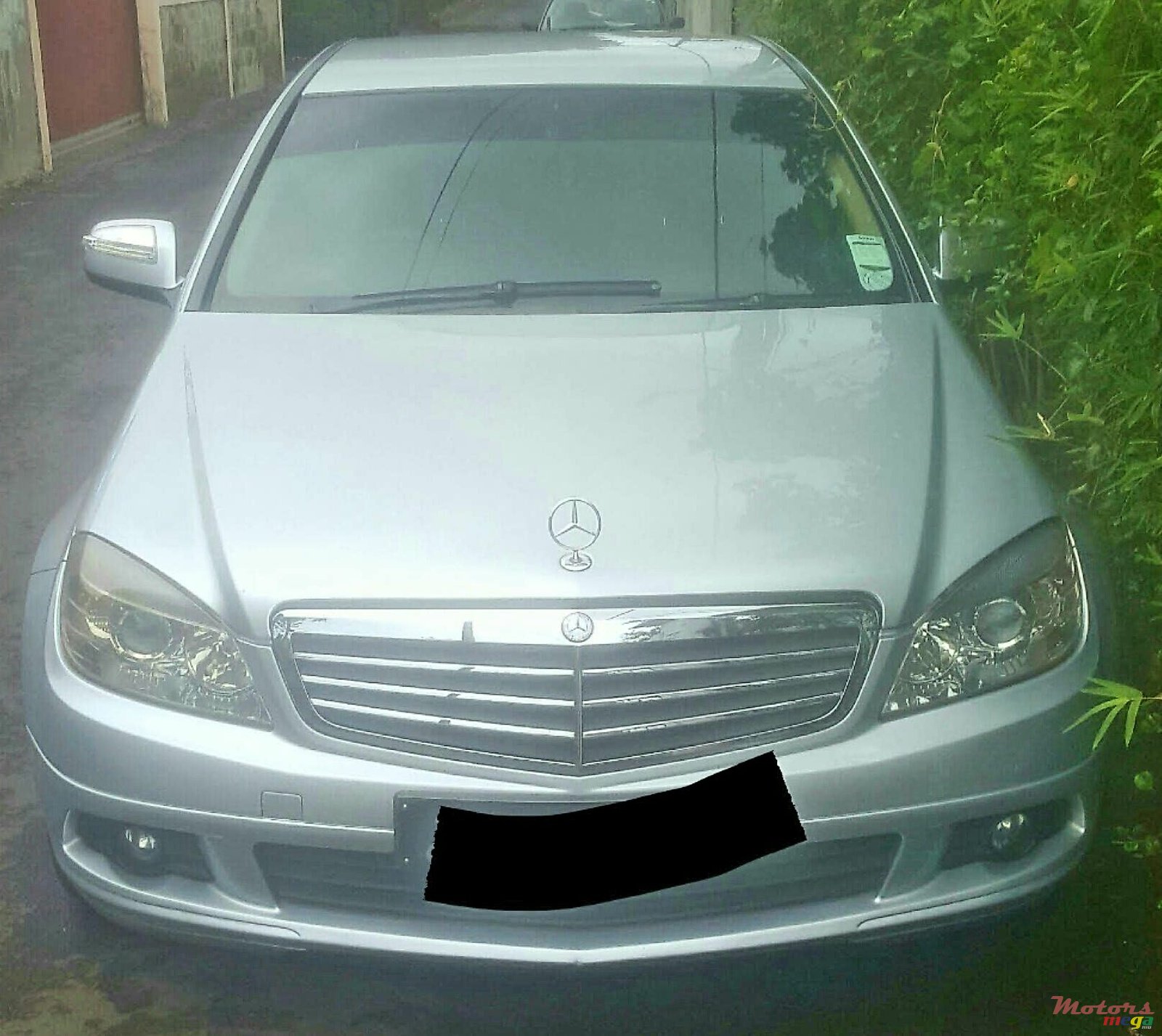 2008' Mercedes-Benz C-Class photo #1