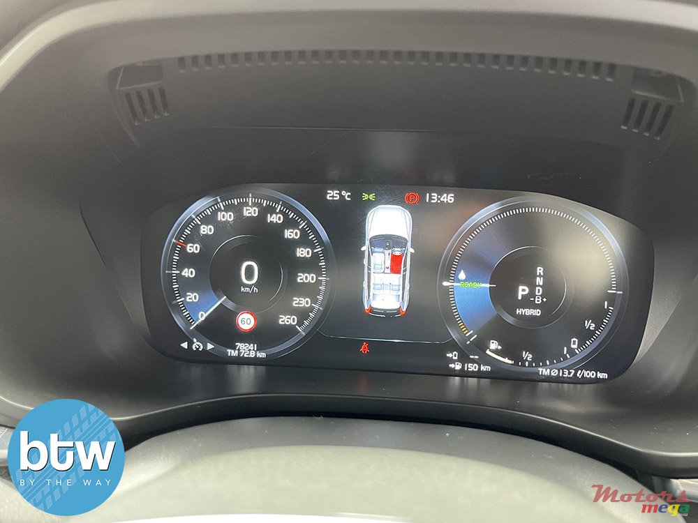 2020' Volvo XC60 T8 Recharge Plug-in Hybrid photo #7