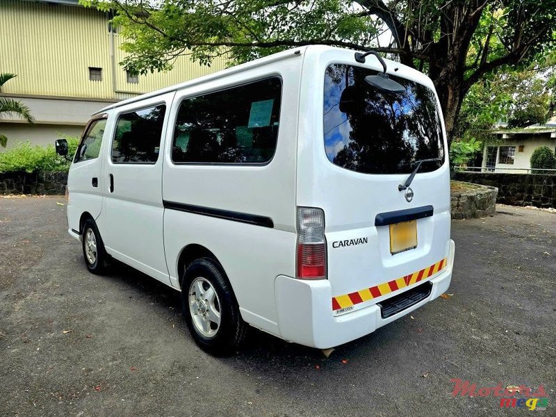 2012' Nissan Caravan photo #4