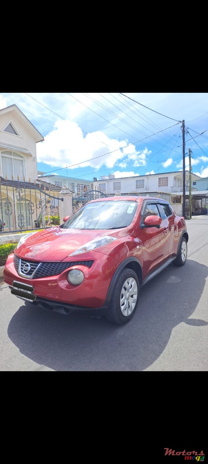 2011' Nissan Juke photo #1