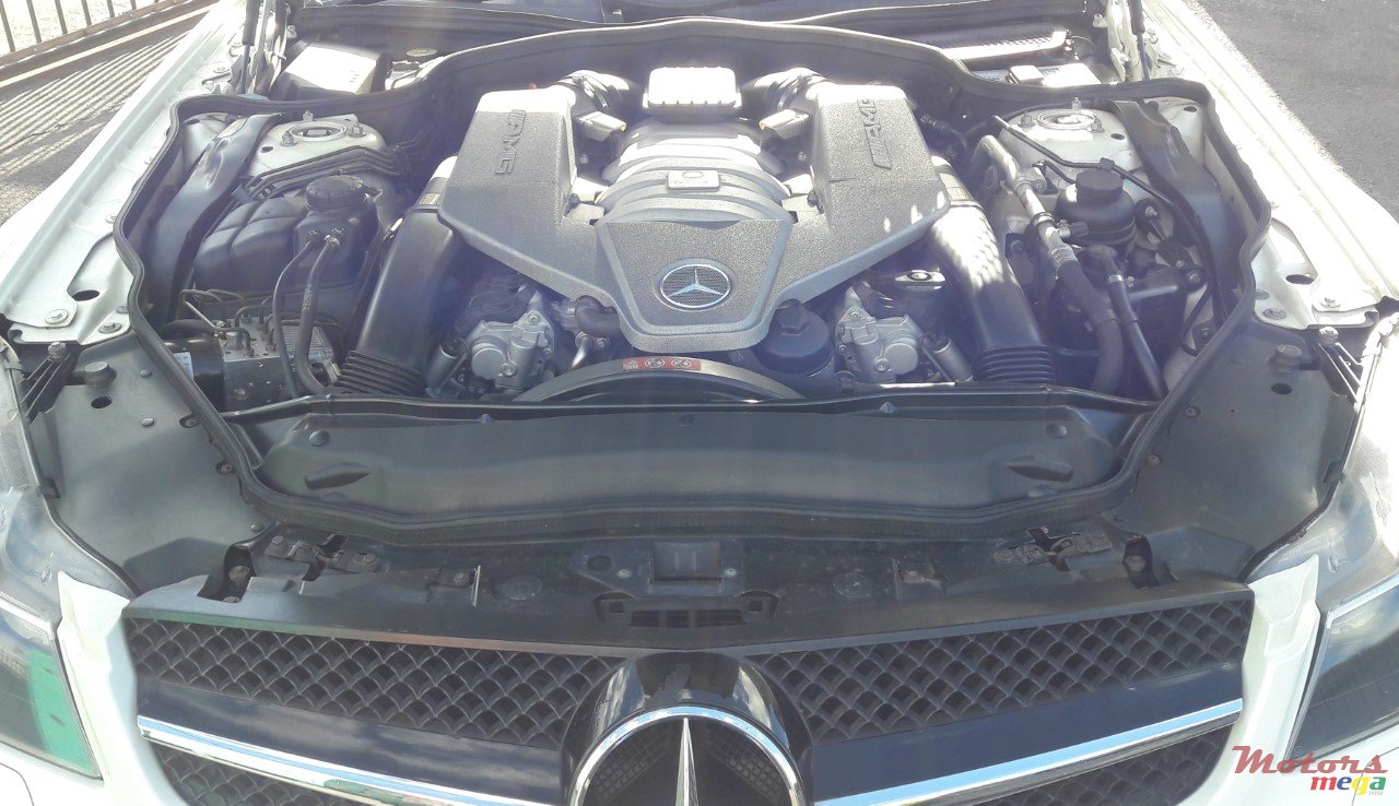 2009' Mercedes-Benz SL 63 AMG photo #4