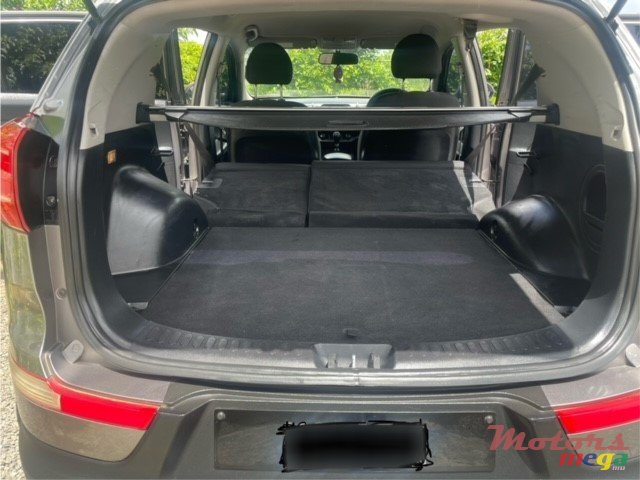 2011' Kia Sportage photo #4