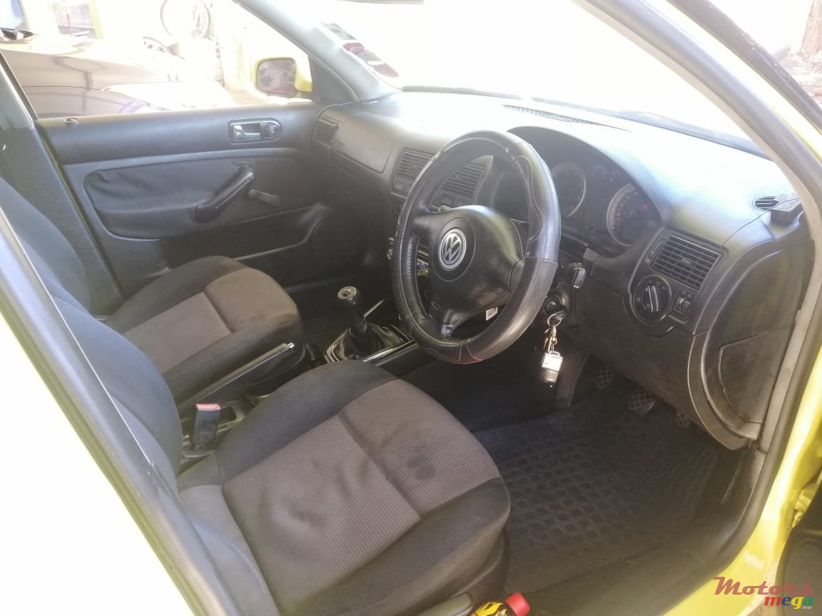 2003' Volkswagen Golf IV photo #7