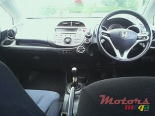 2009' Honda Jazz photo #4