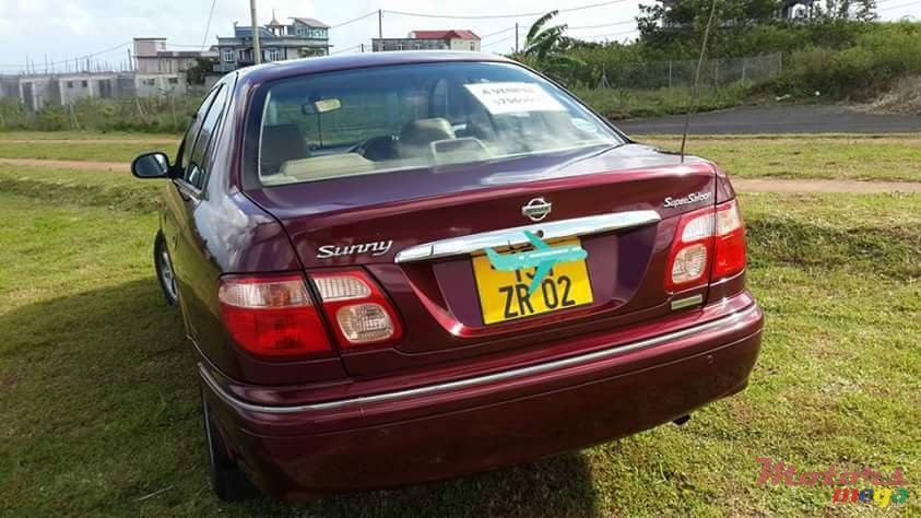 2002' Nissan n16 photo #2