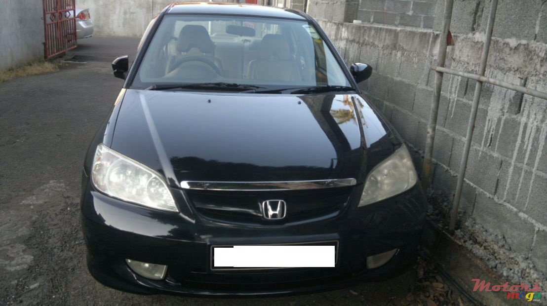 2004' Honda Civic 150i photo #2