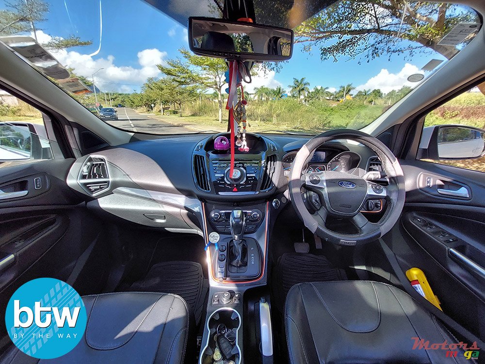 2015' Ford Kuga photo #5