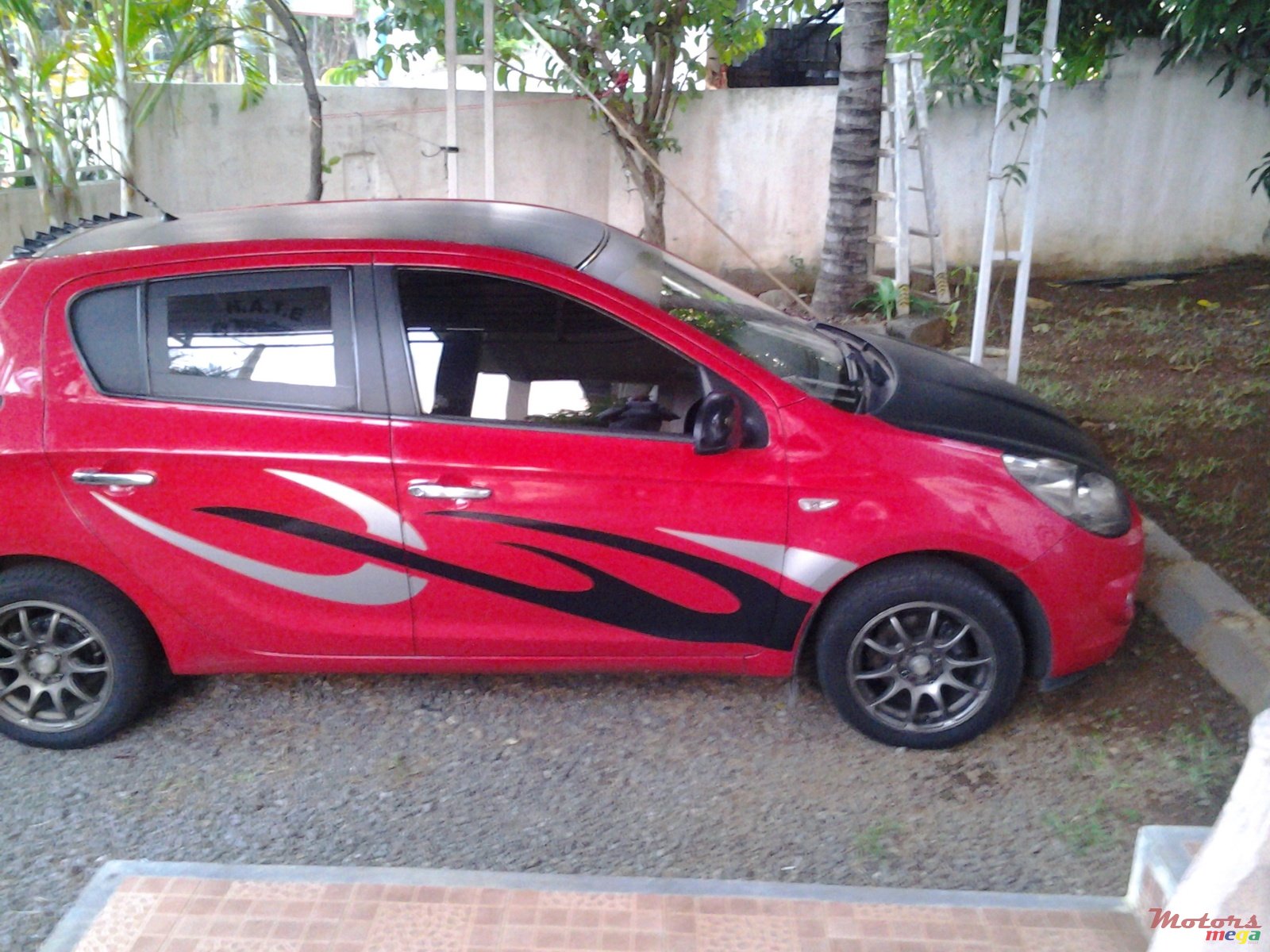 2010' Hyundai sport photo #1