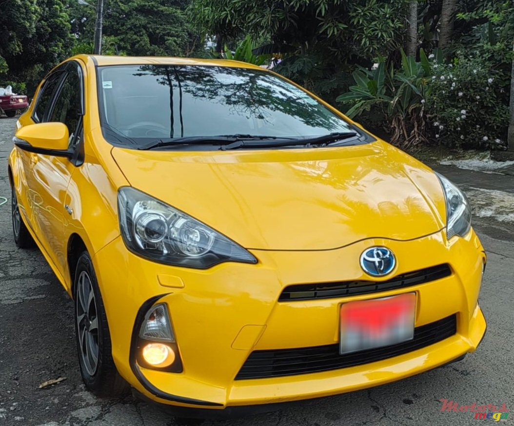 2014' Toyota Aqua photo #5