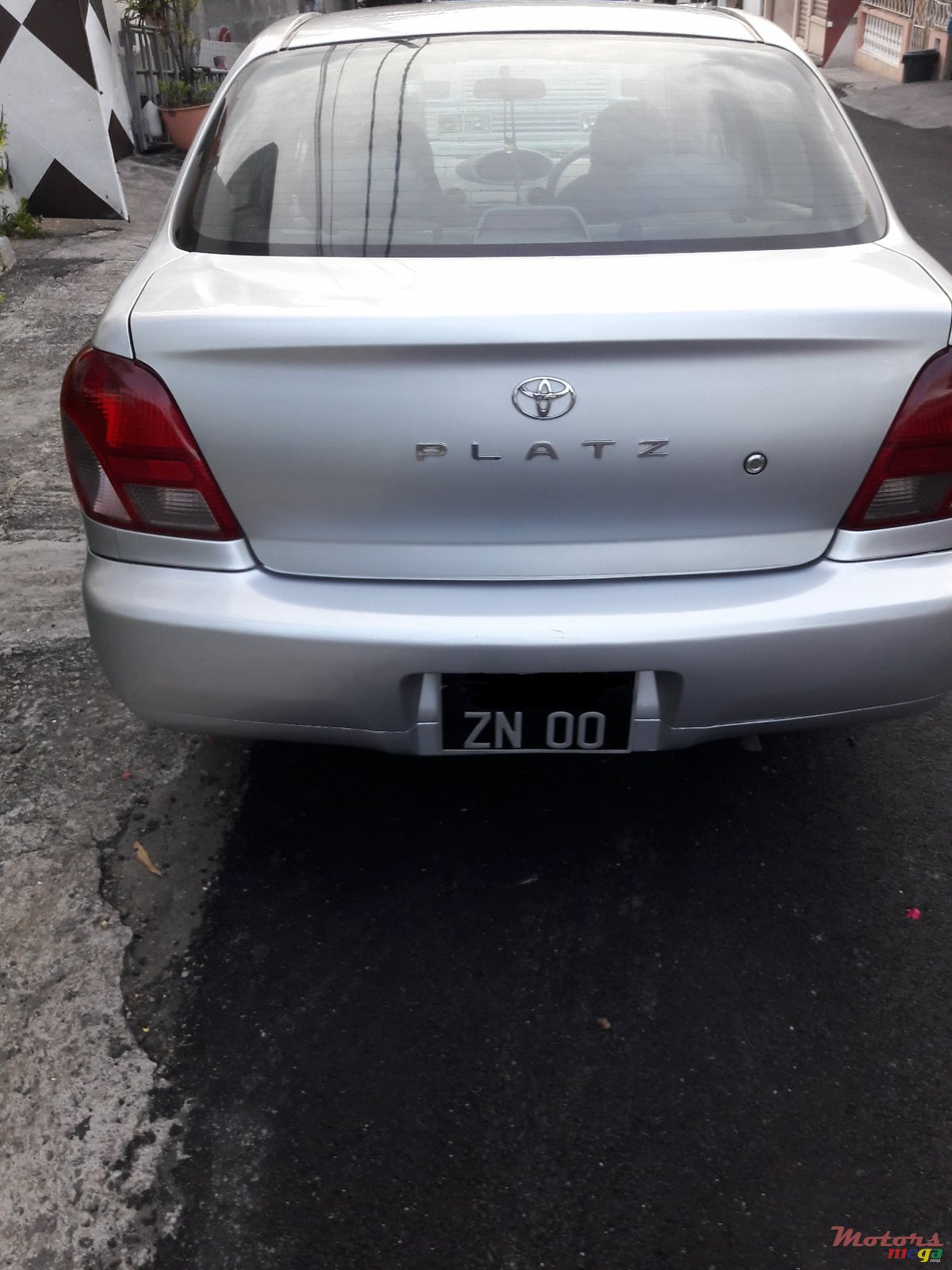 2000' Toyota RAV4 photo #3