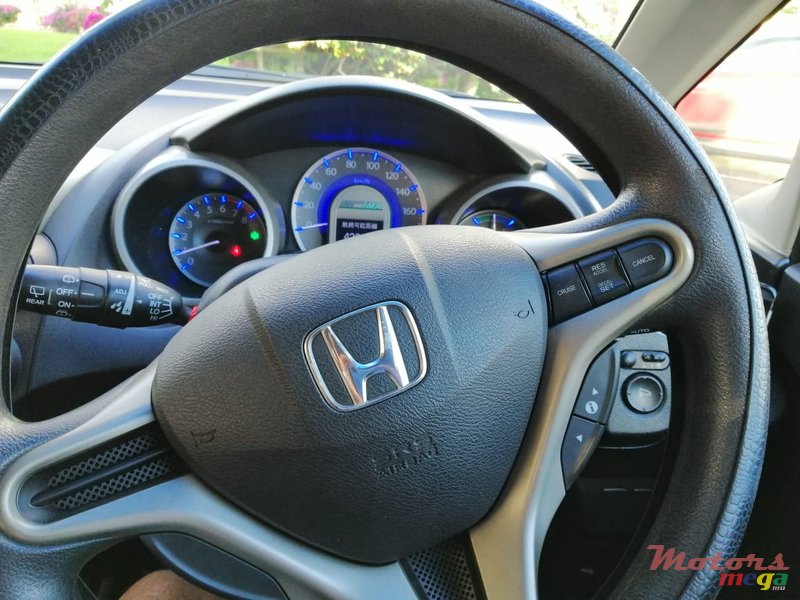 2011' Honda Fit photo #5