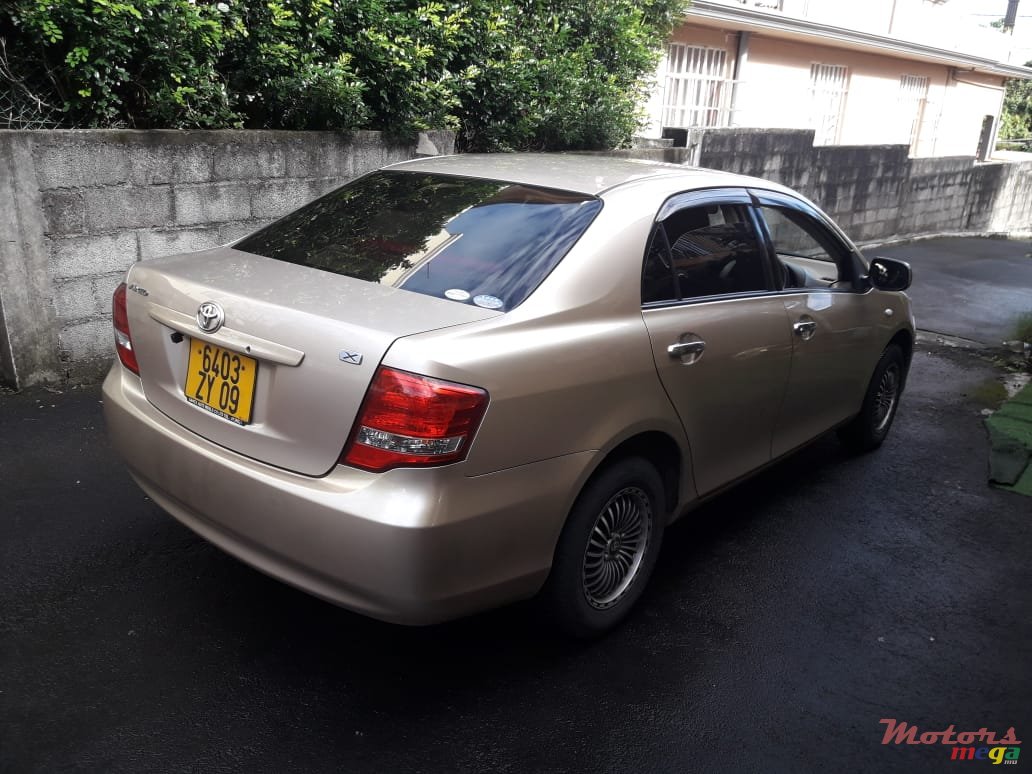 2009' Toyota Axio Executive photo #3