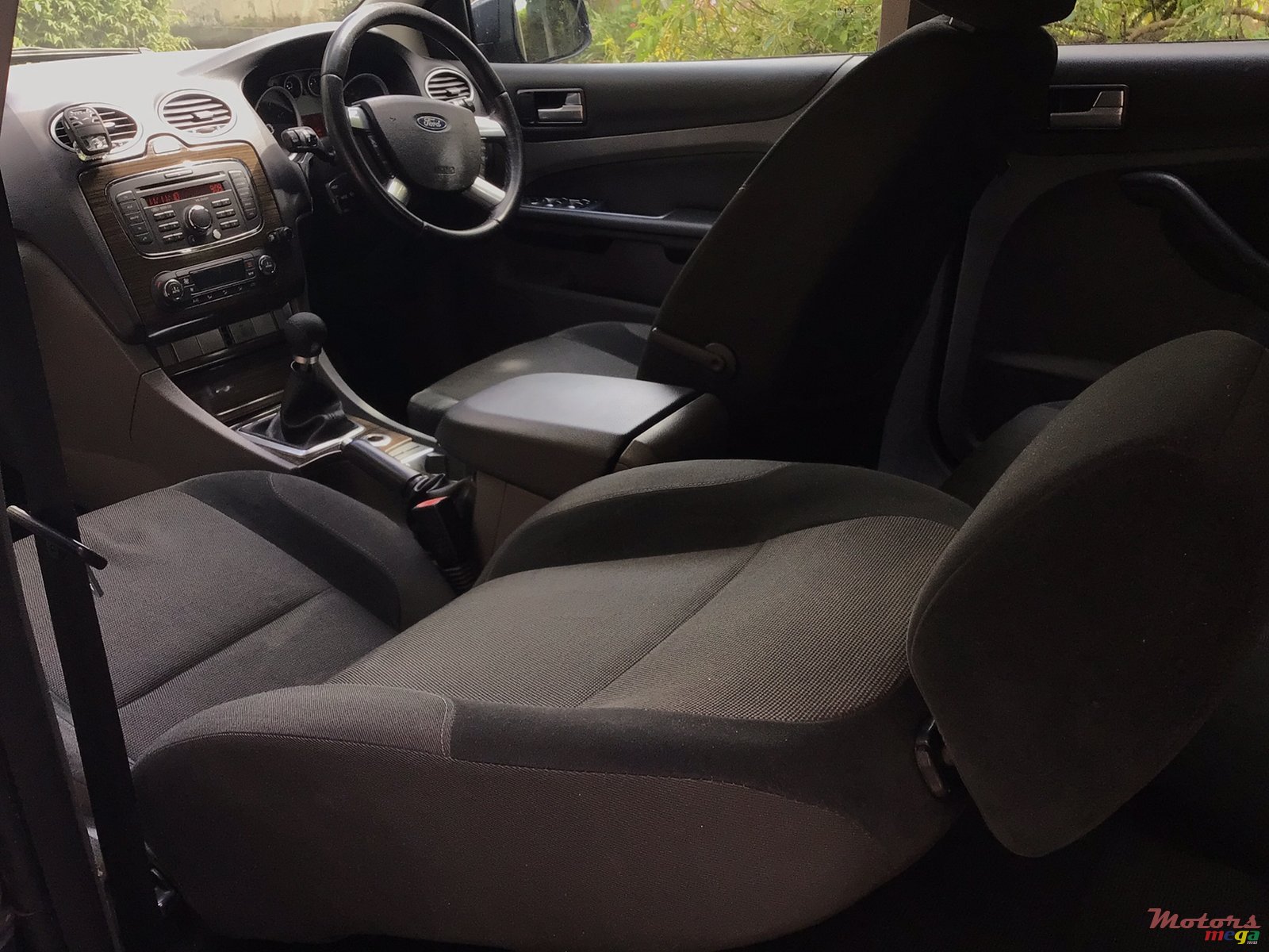 2011' Ford Focus Ghia pack photo #5