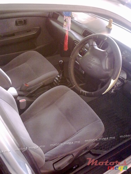 1998' Nissan photo #5