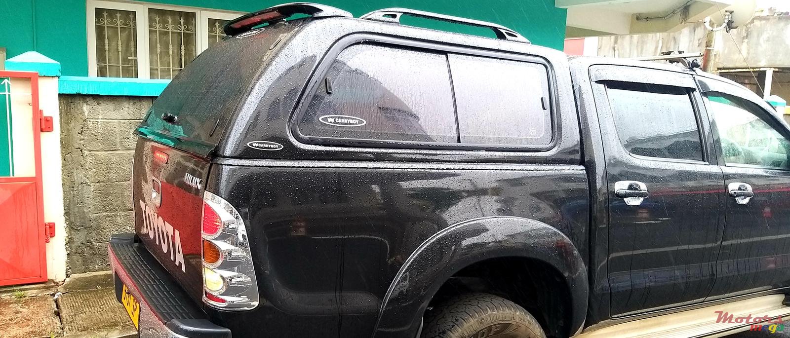 2009' Toyota Hilux any photo #4