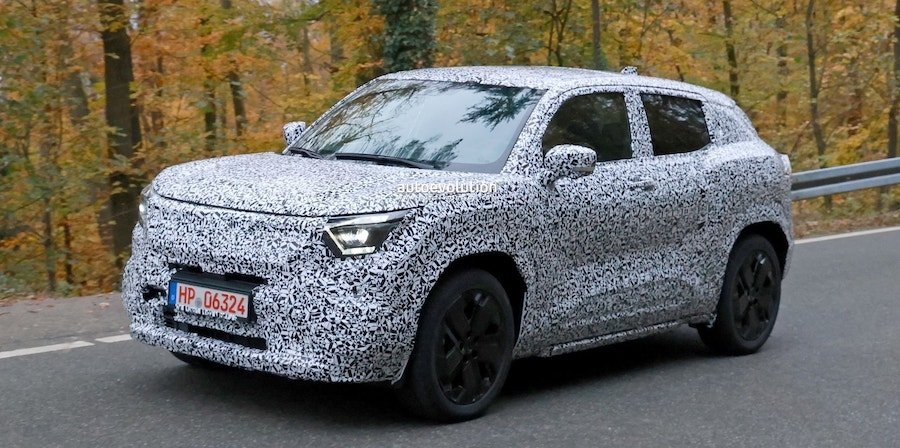 Suzuki's Electric Vitara Spied Testing With German Plates