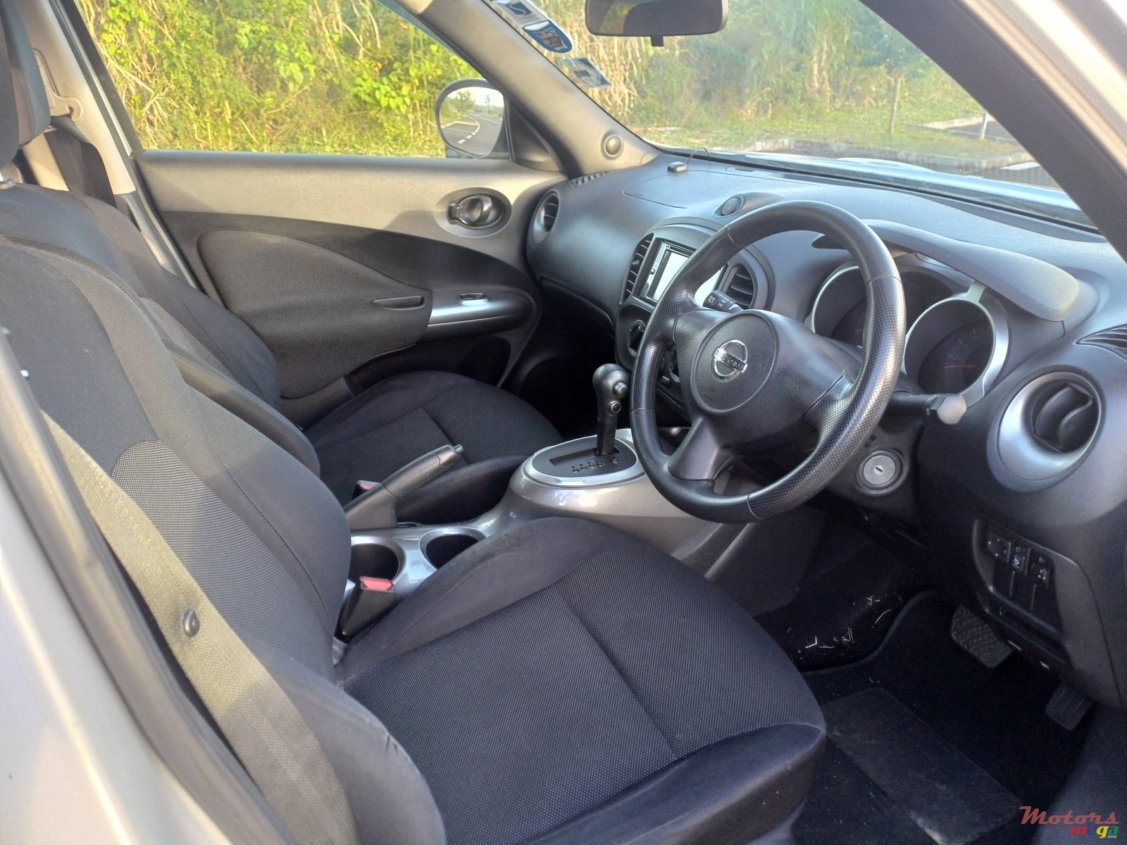 2012' Nissan Juke photo #3