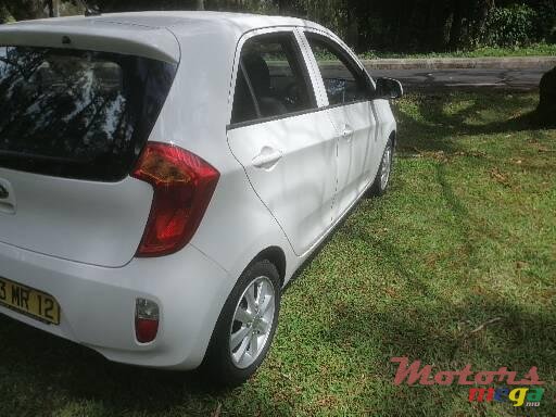 2012' Kia Picanto photo #5