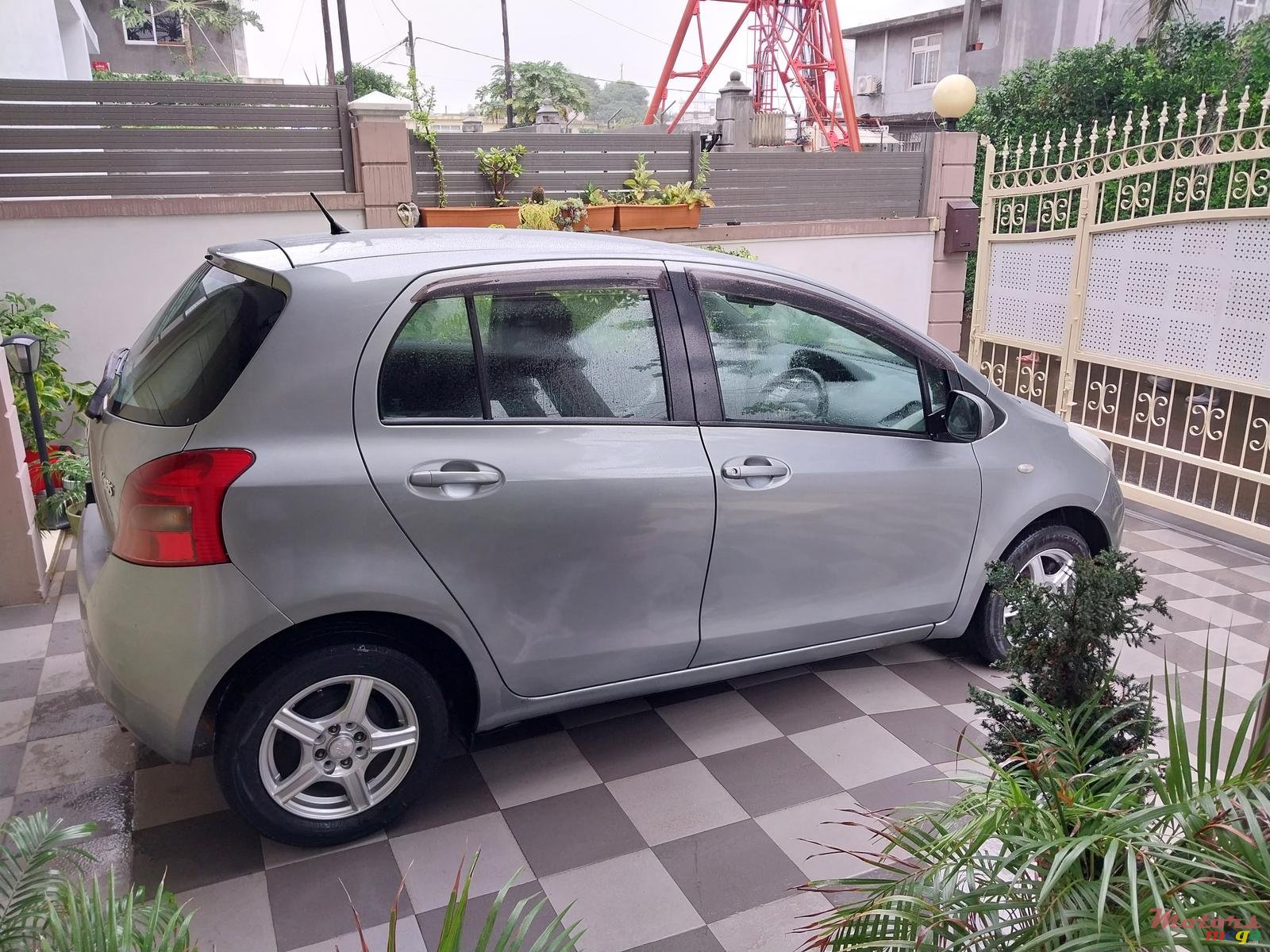 2007' Toyota Yaris photo #5