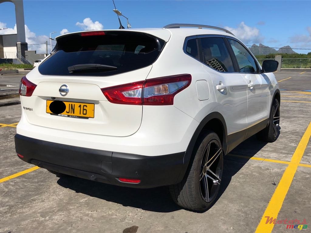 2016' Nissan Qashqai TECHNO PACK photo #3