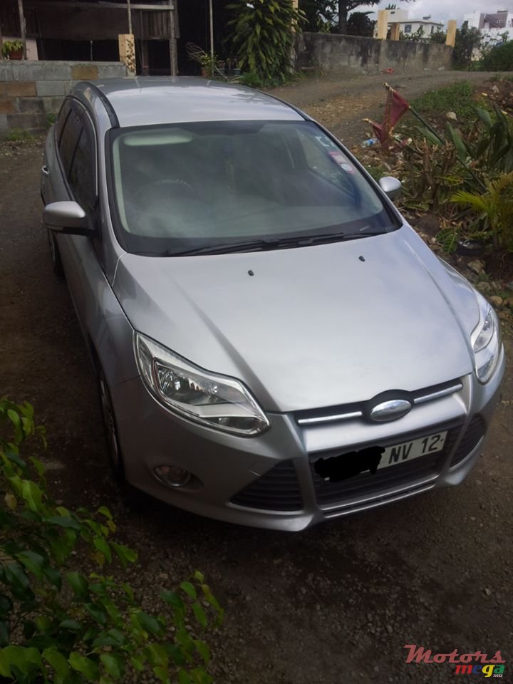 2012' Ford Focus photo #1