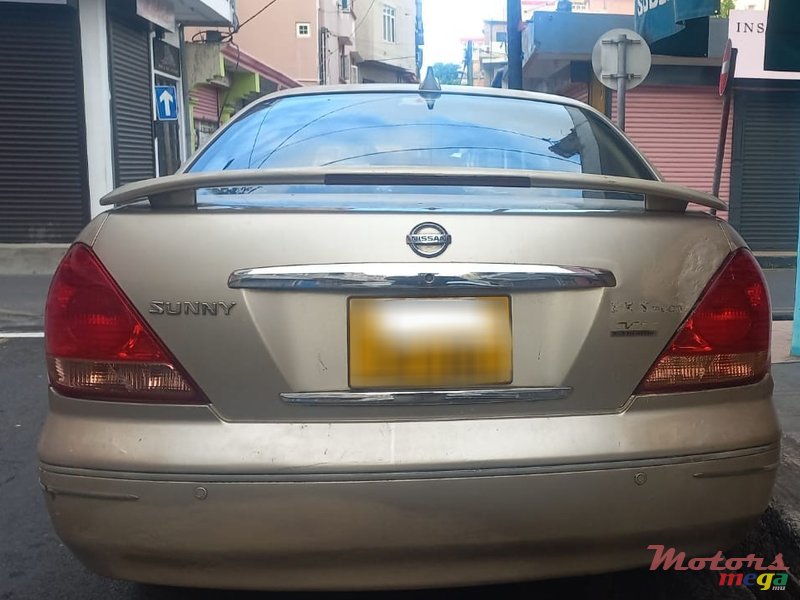 2005' Nissan Sunny photo #2