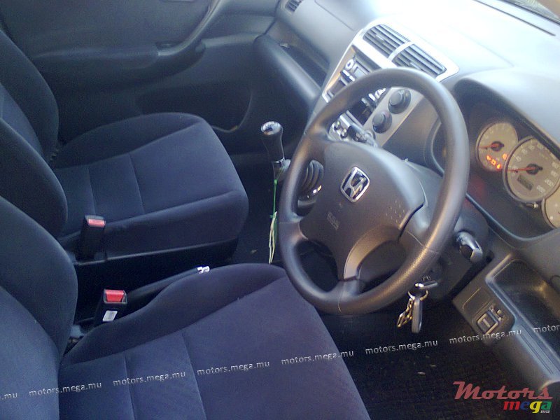 2004' Honda Civic 150i photo #2