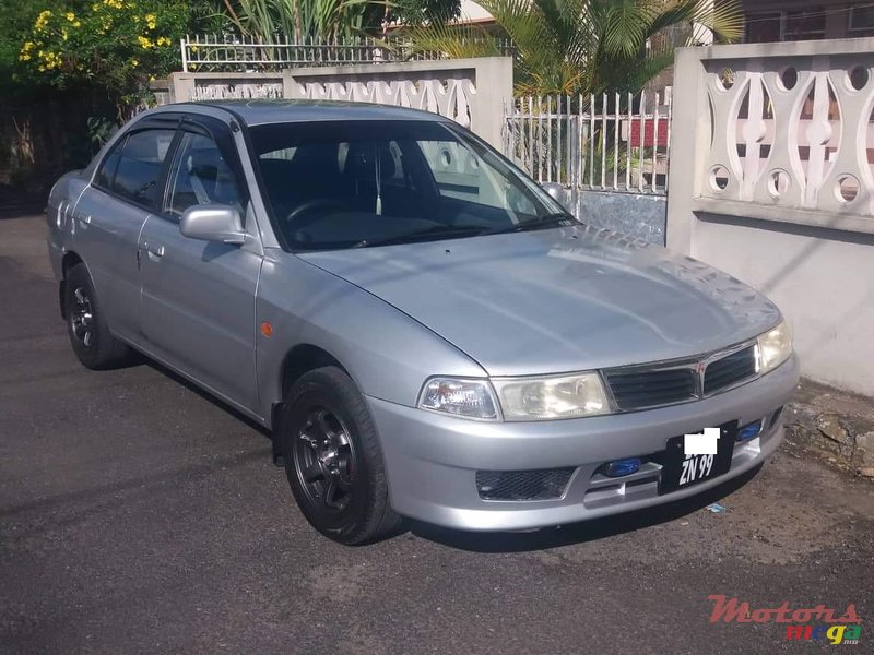 1999' Mitsubishi Lancer photo #1