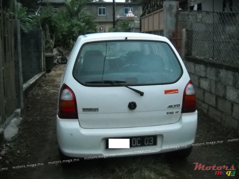 2003' Suzuki photo #2