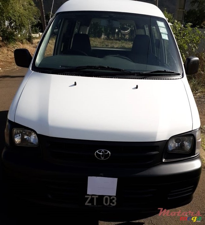 2003' Toyota Town Ace Goods Vehicle photo #1