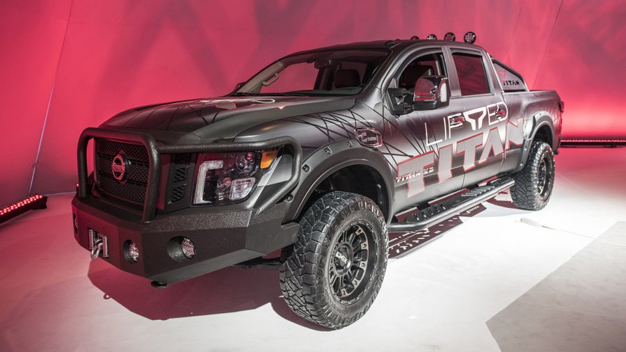 2018 Nissan Titan gets factory-approved lift kit option