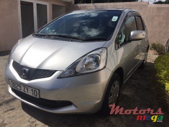 2010' Honda Fit photo #1