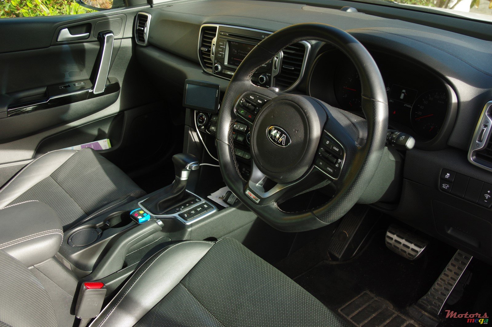 2017' Kia Sportage GT Line photo #5