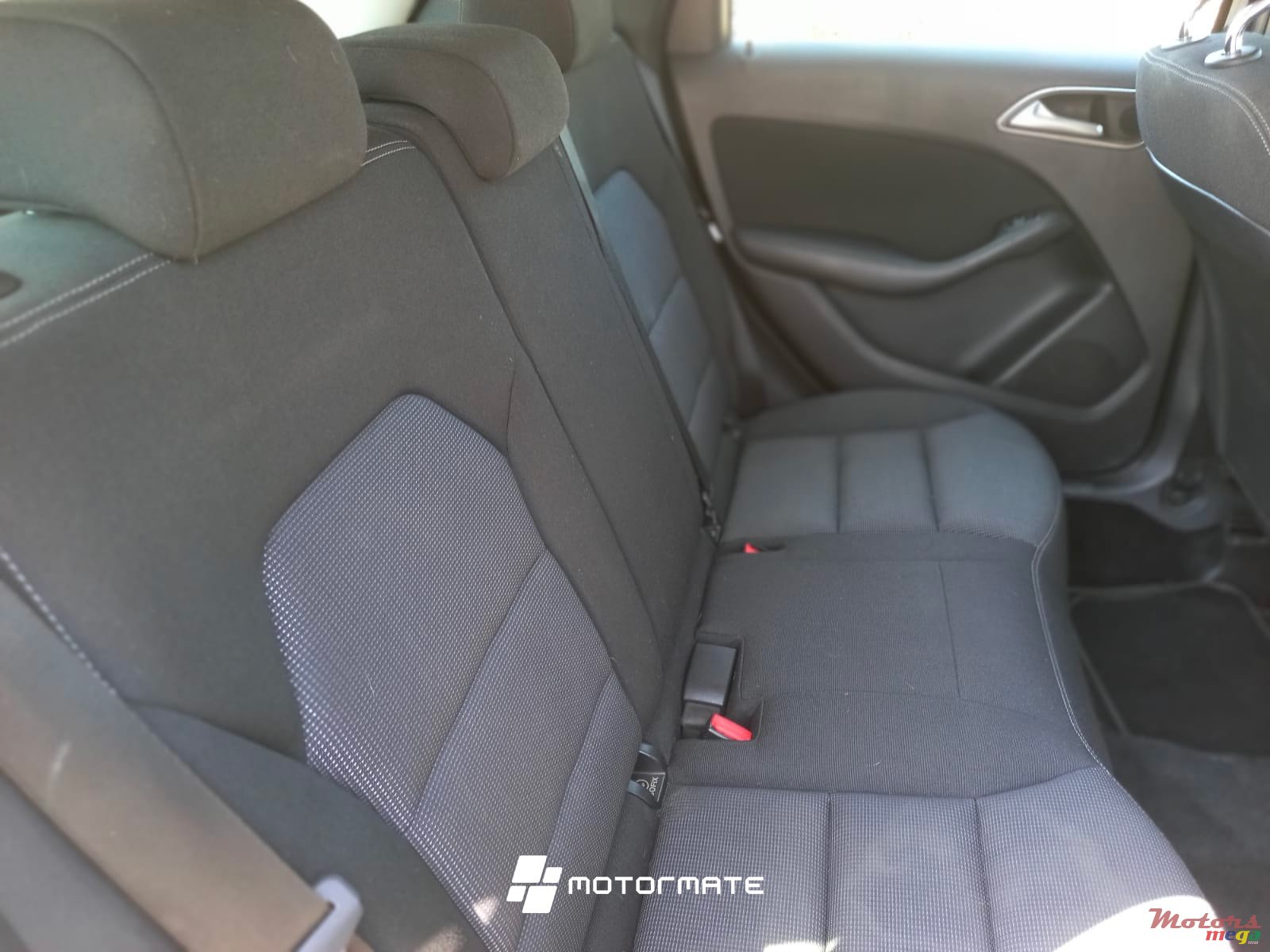 2014' Mercedes-Benz B 180 photo #4