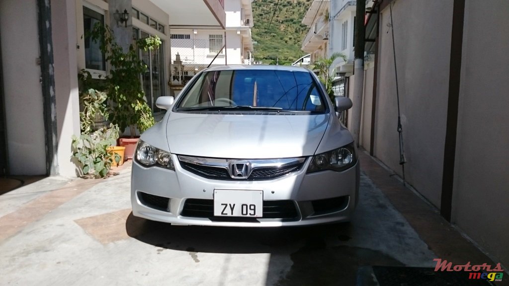 2009' Honda Civic Hybrid photo #7