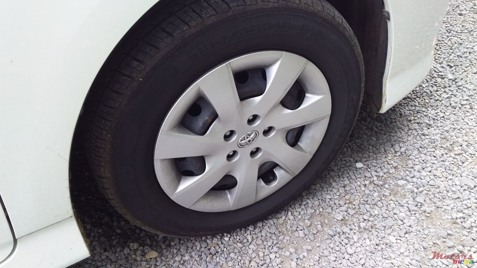 2013' Toyota Fielder photo #5