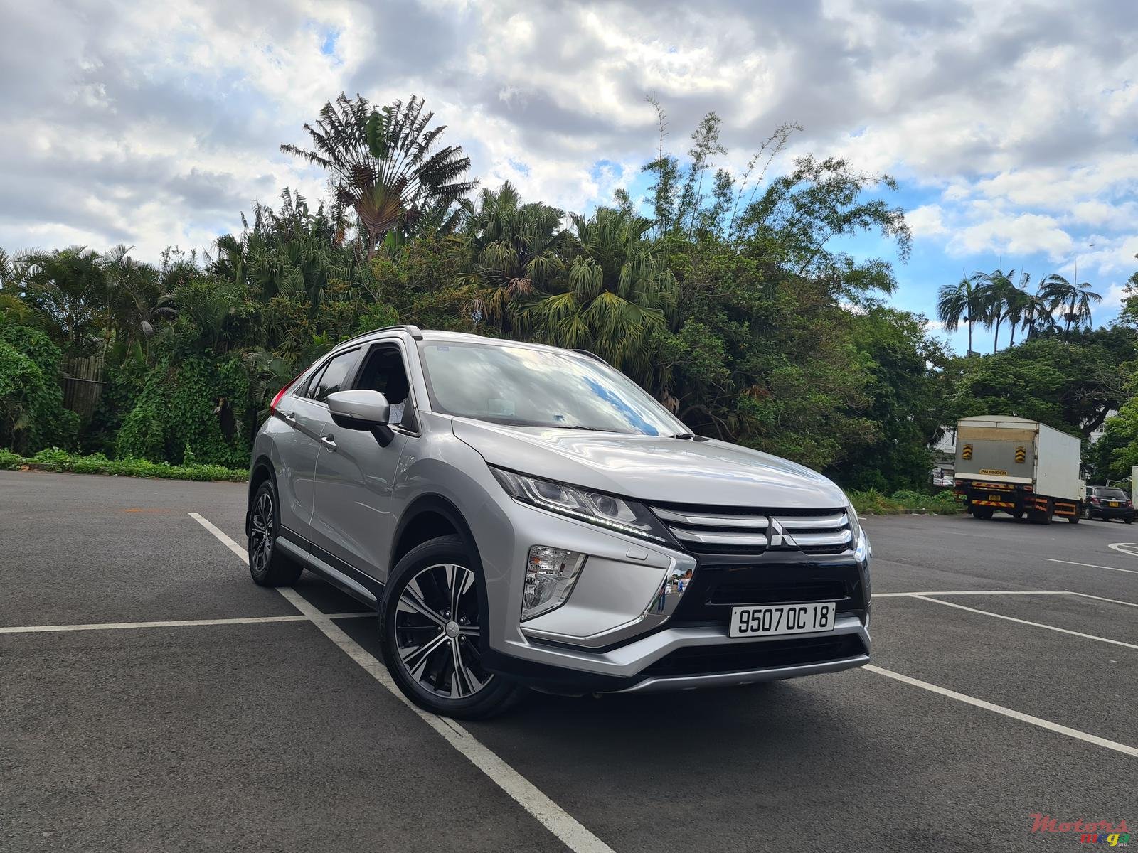 2018' Mitsubishi Eclipse Cross automatic photo #1
